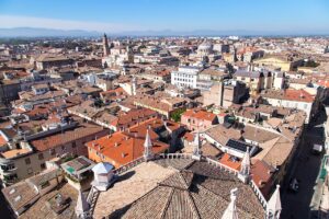 Vista della città di Parma